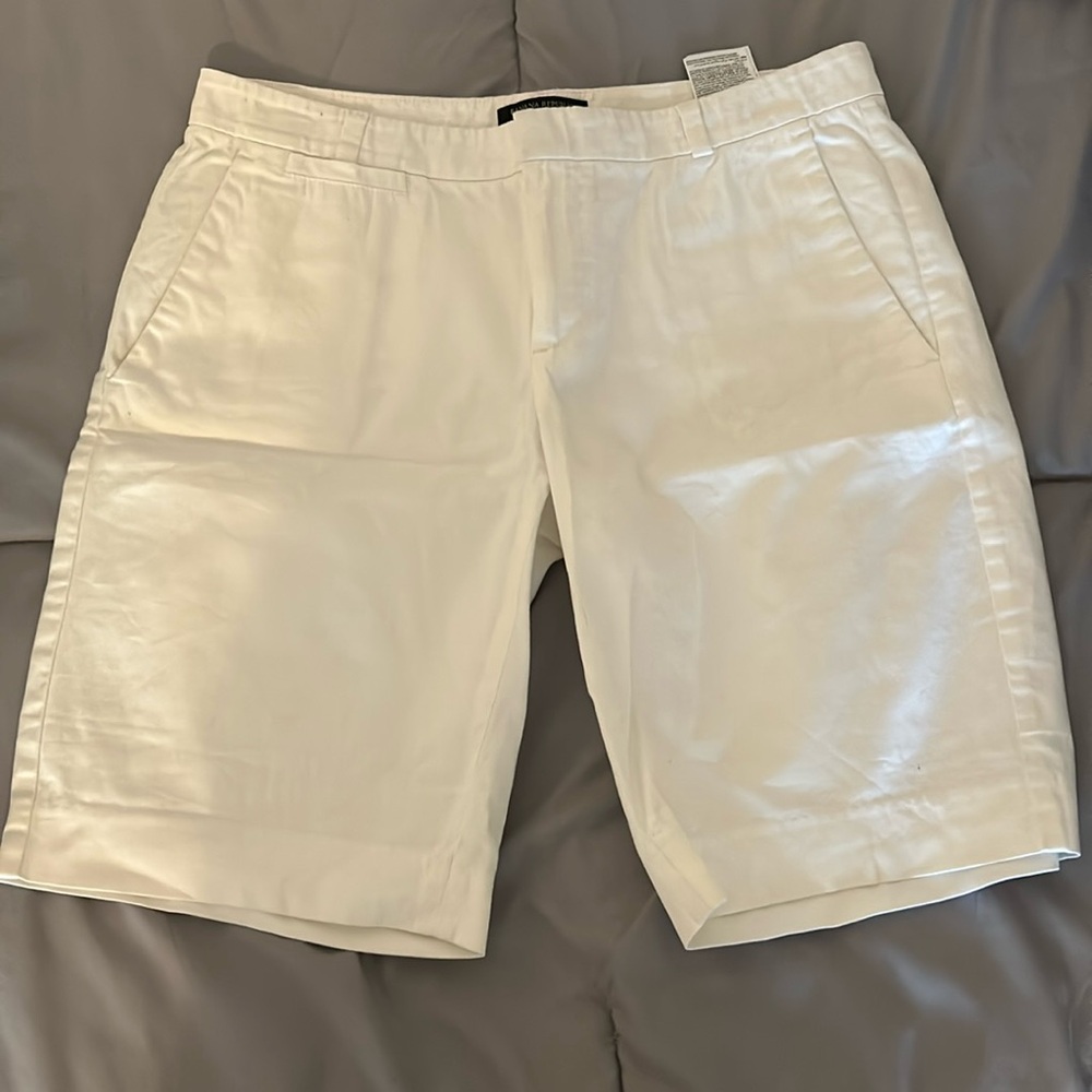White short jeans